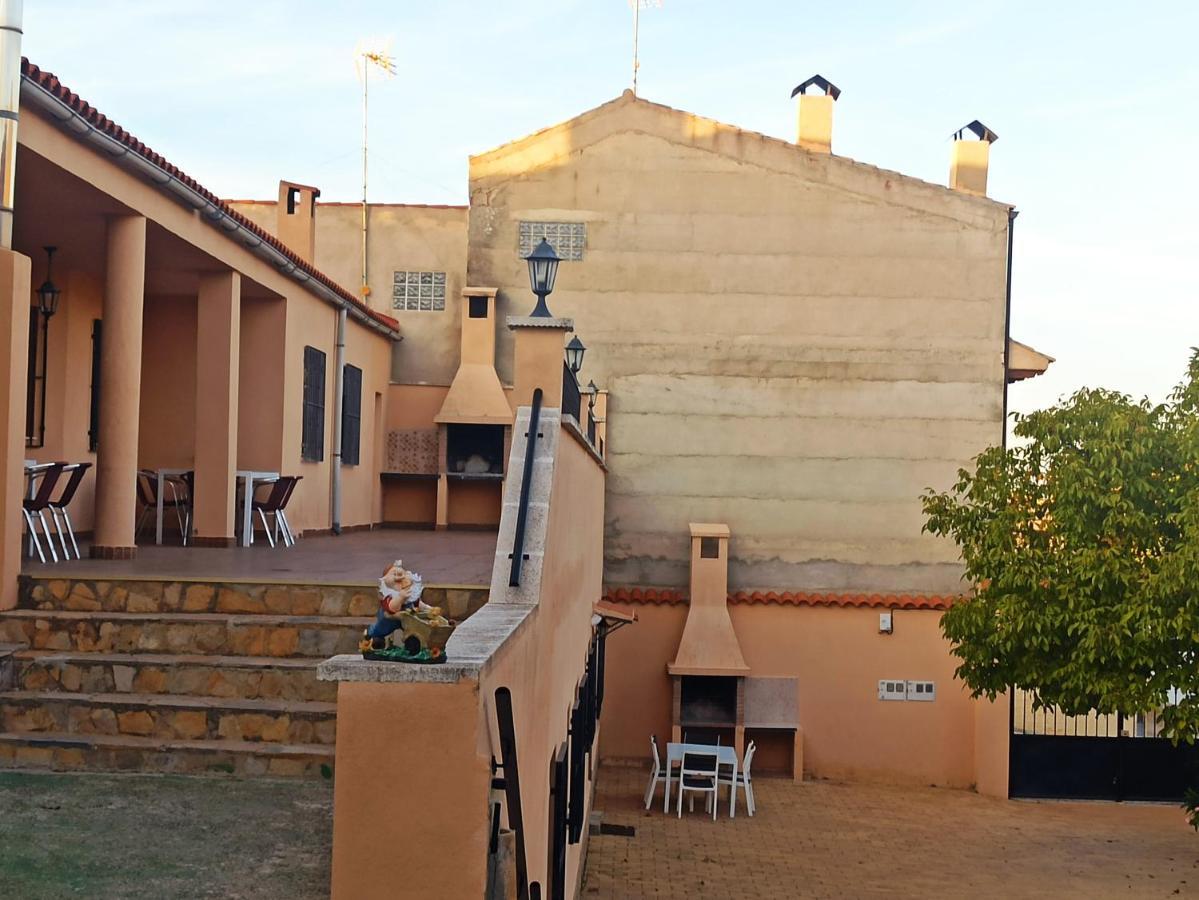 Casas Rurales Montemayor Casas de Lázaro エクステリア 写真